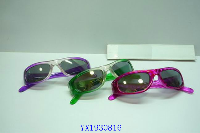 <img src='photo/2010A/YX1930816.JPG'width='400' height='300'>