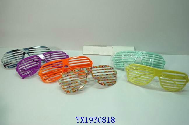 <img src='photo/2010A/YX1930818.JPG'width='400' height='300'>