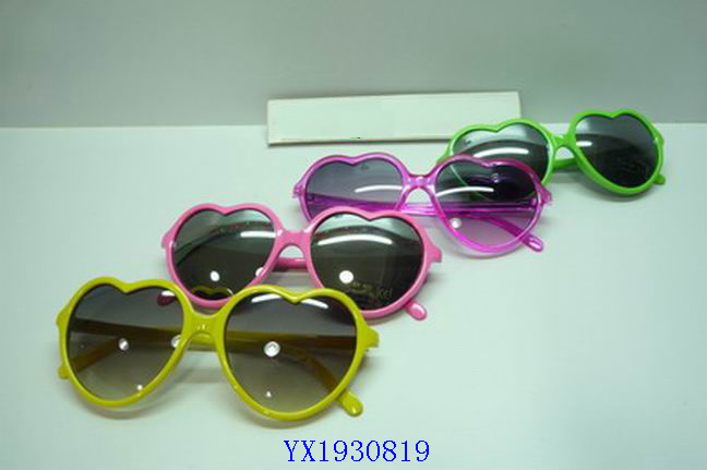 <img src='photo/2010A/YX1930819.JPG'width='400' height='300'>