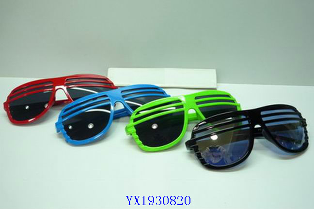 <img src='photo/2010A/YX1930820.JPG'width='400' height='300'>