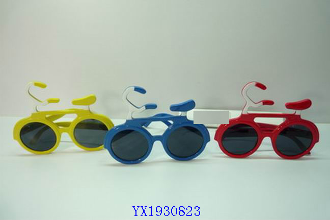 <img src='photo/2010A/YX1930823.JPG'width='400' height='300'>